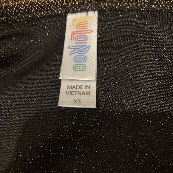 Lularoe Elegant Collection Classic Tee Black and Gold Size XS - Picture 4 of 4